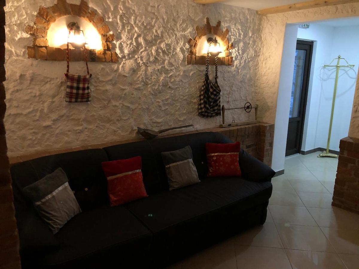 Pensiunea Exedra Hotel Borşa Buitenkant foto